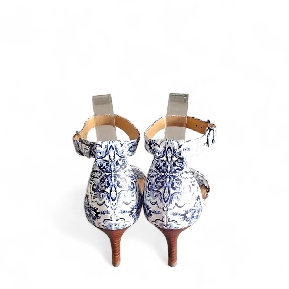 Talbots Trulli Blue & White Leather Strappy Heel Sandal – Size 9.5M – NWT